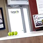 Campanile Grenoble Nord - Hotel 3*