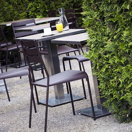 Campanile Grenoble Nord - Hotel 3*