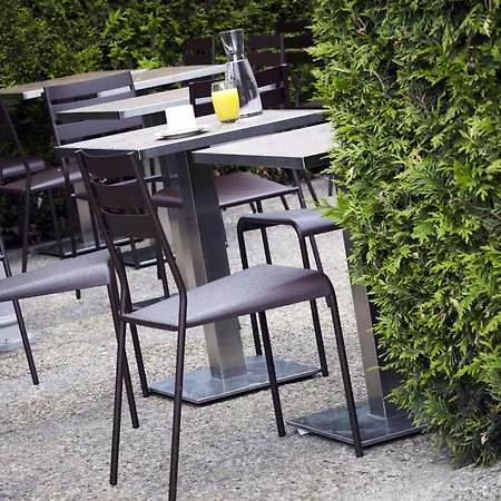 Campanile Grenoble Nord - Hotel 3*
