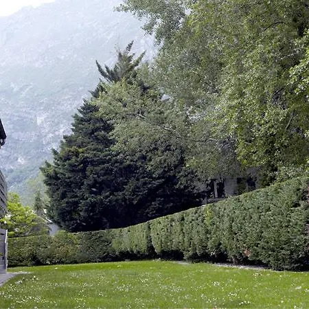 Campanile Grenoble Nord - Hotel 3*