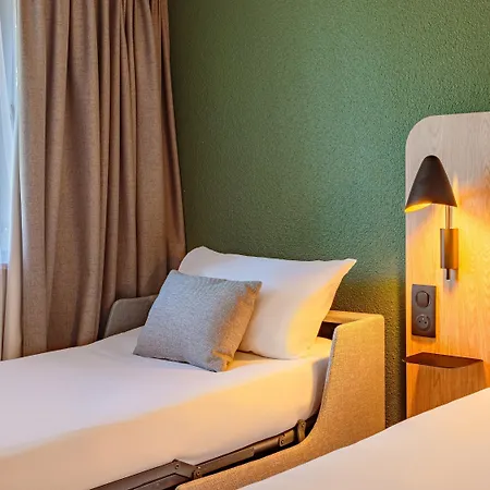Campanile Nature Grenoble Nord - Saint-Egrève Hotel 3*