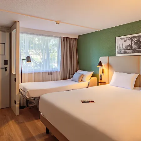 Hotel Campanile Nature Grenoble Nord - Saint-Egrève