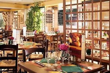Campanile Grenoble Nord - Hotel Saint-Egreve